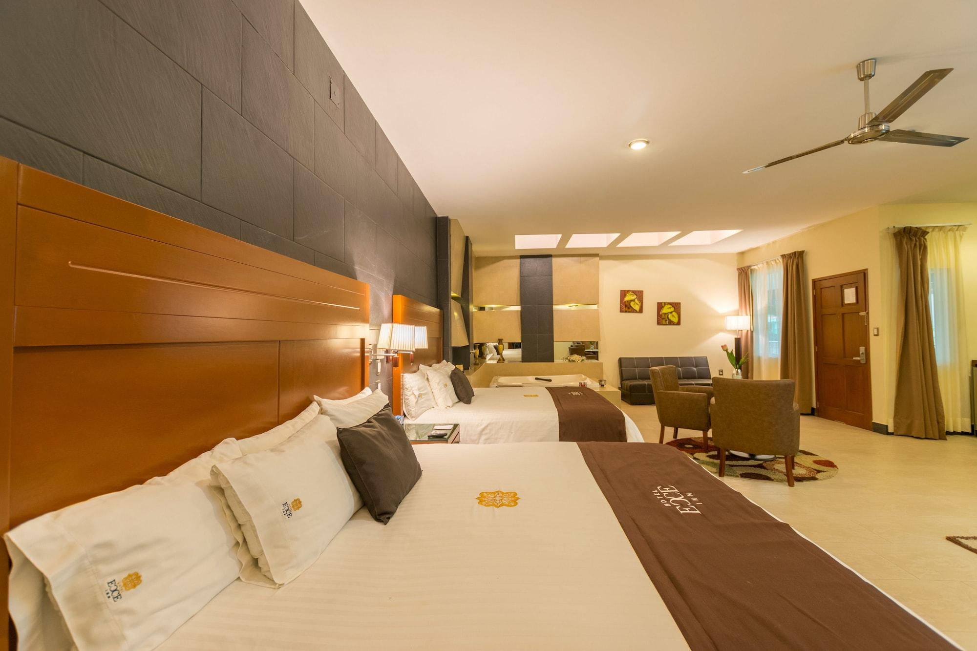 סילאו Hotel Ecce Inn & Spa מראה חיצוני תמונה Suite